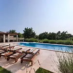 Stokovci Comfortable Villa *