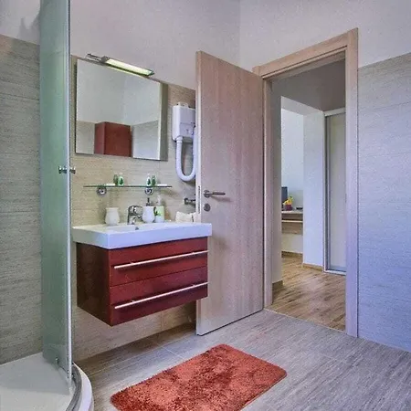 Stokovci Comfortable * Svetvinčenat