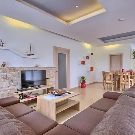 Stokovci Comfortable Villa *